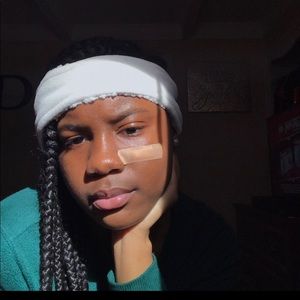 Meet your Posher, Danielle